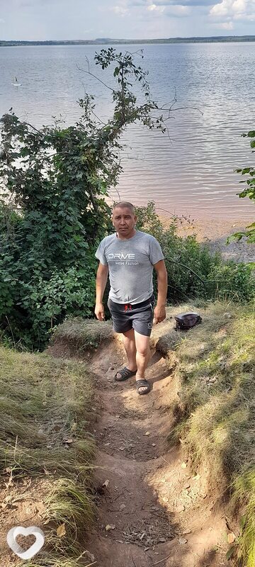 Валера, 44, Набережных Челнах — анкета №2344532