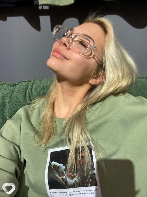 Ульяна, 19, Новосибирске — анкета №2345046