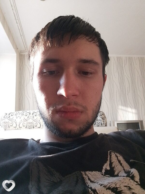 Витя, 21, Красном Сулине — анкета №2345562