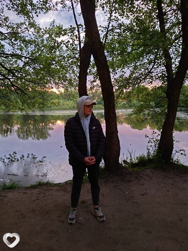 Кирилл, 23, Калининграде — анкета №2345717