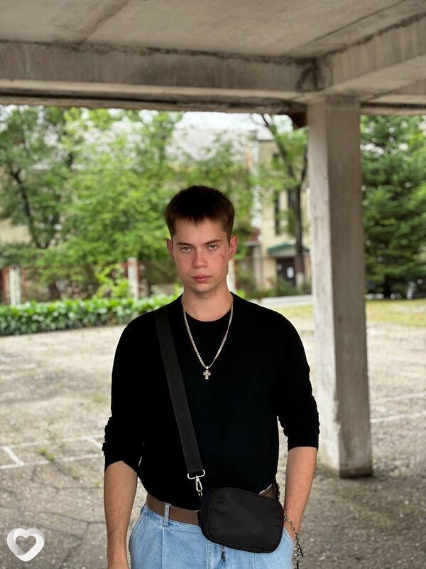 Александр, 23, Уссурийске — анкета №2345699