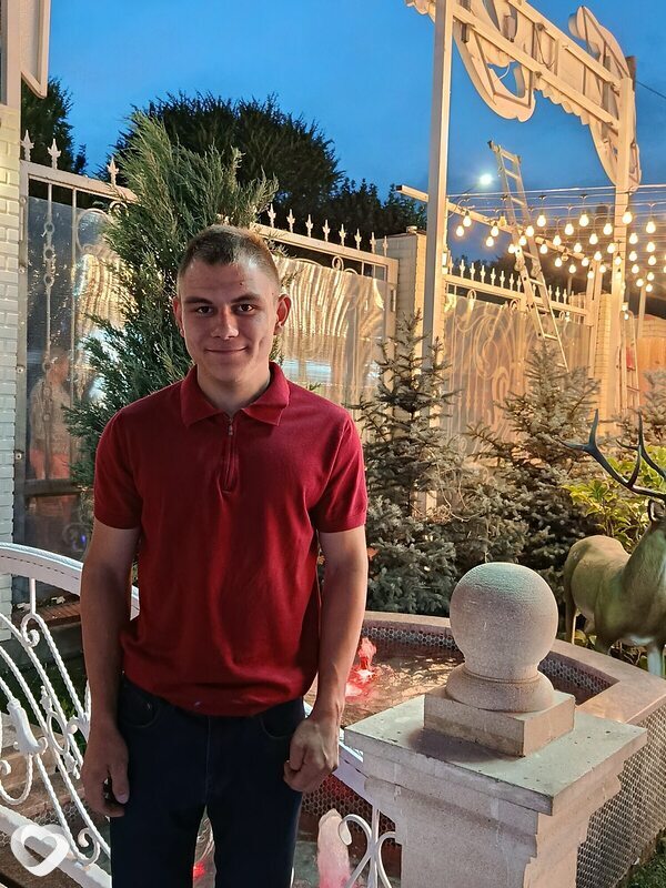 Артур, 19, Алматы — анкета №2345926