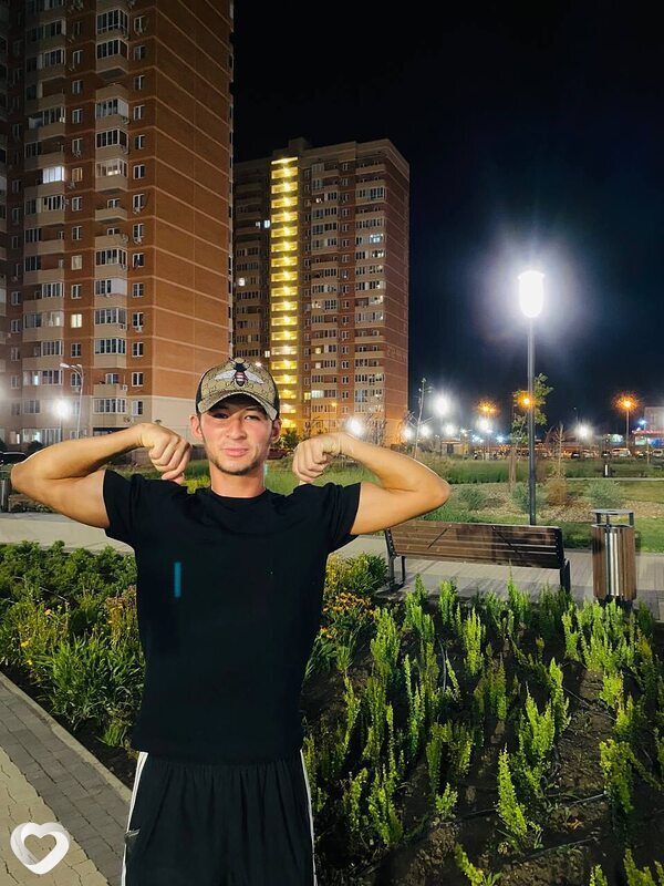 Шухрат, 22, Краснодаре — анкета №2345841