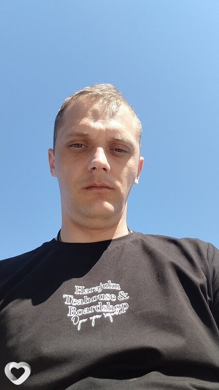 Максим, 29, Евпатории — анкета №2346335