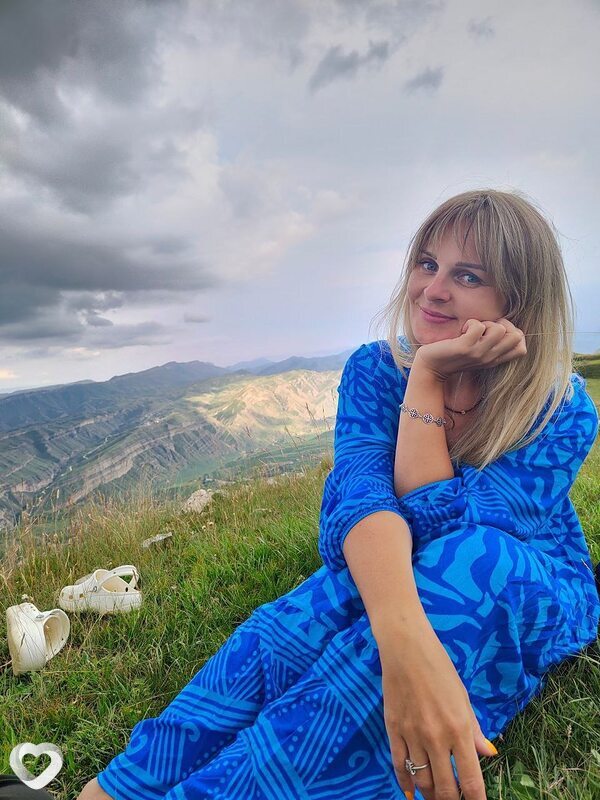 Катя, 21, Тюмени — анкета №2347190