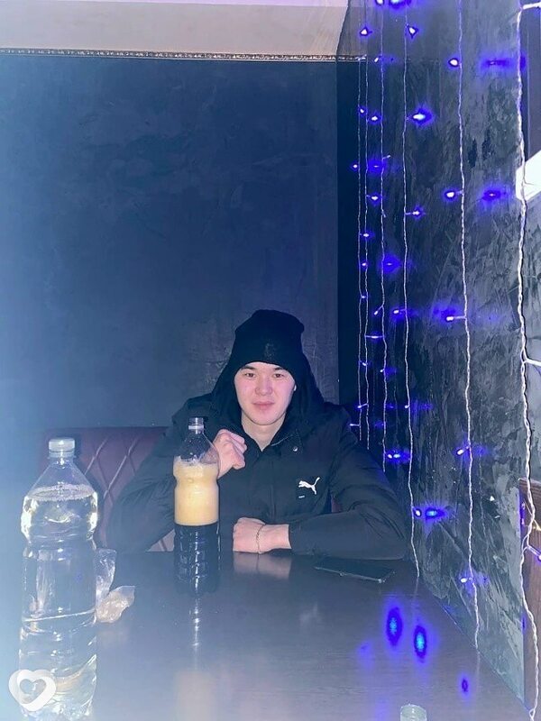 Жан, 24, Орске — анкета №2347800