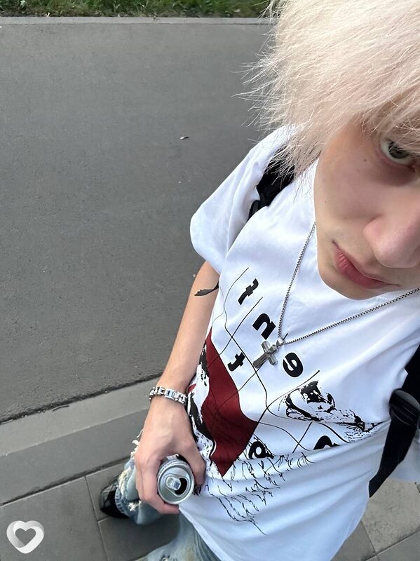 Артём, 22, Могилев — анкета №2348348