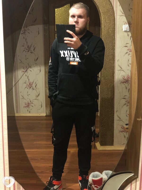 Матвей, 22, Москве — анкета №2348446