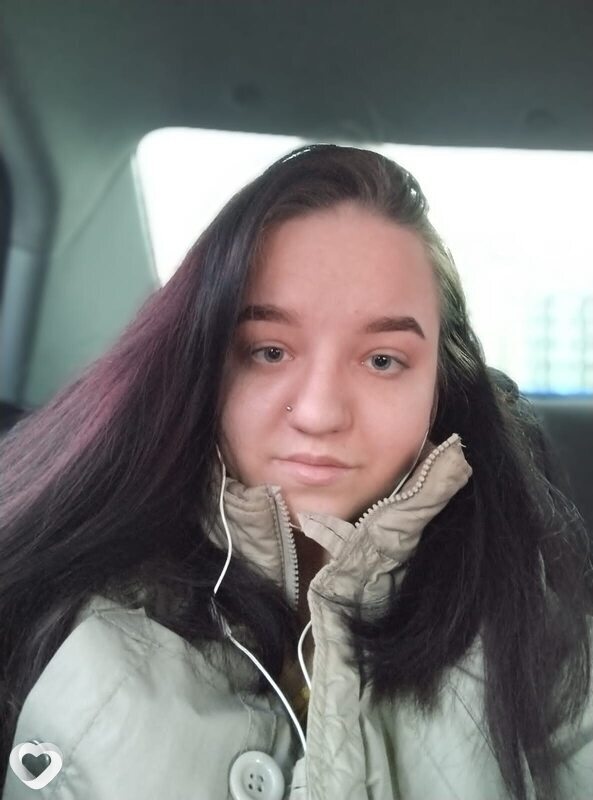 Дарья, 20, Омске — анкета №2348591