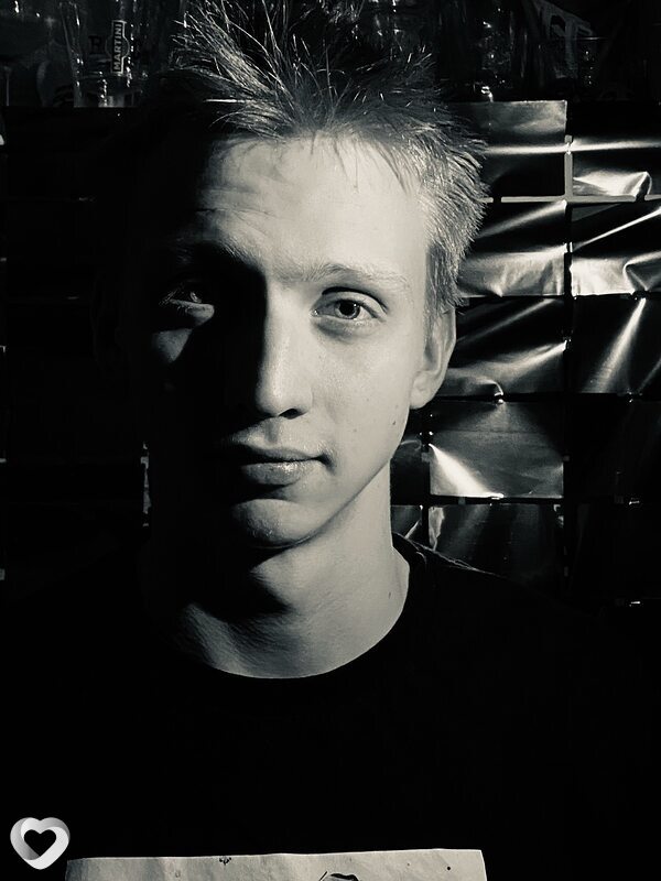Борис, 20, Москве — анкета №2348810