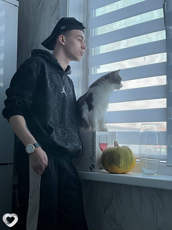 Илья, 20, Улан-Удэ — анкета №2348914