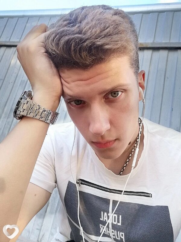Макс, 21, Москве — анкета №2349366