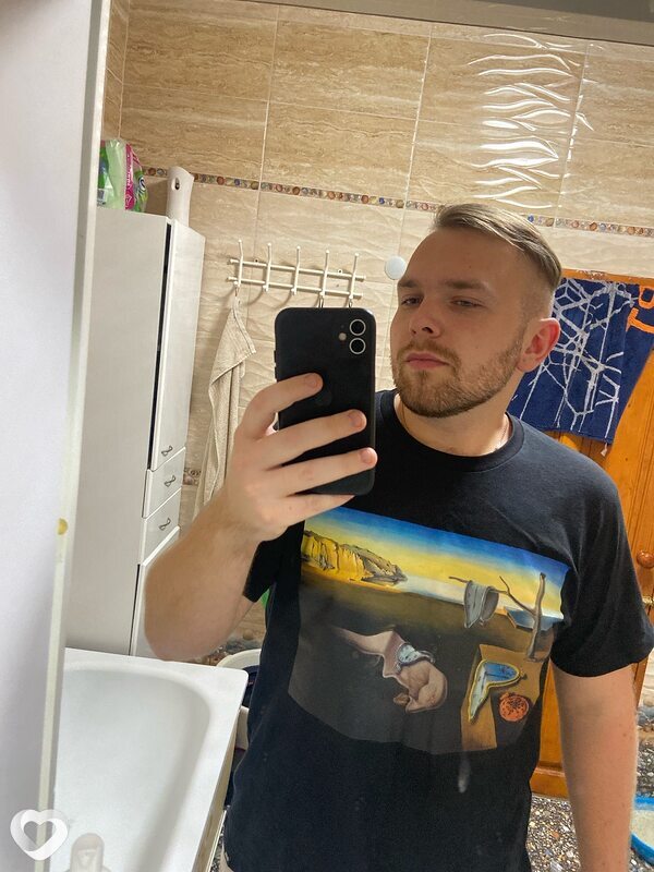 Михаил, 26, Таганроге — анкета №2349506
