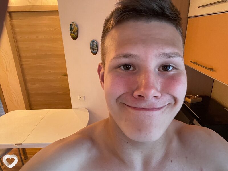 Арсений, 22, Москве — анкета №2349718