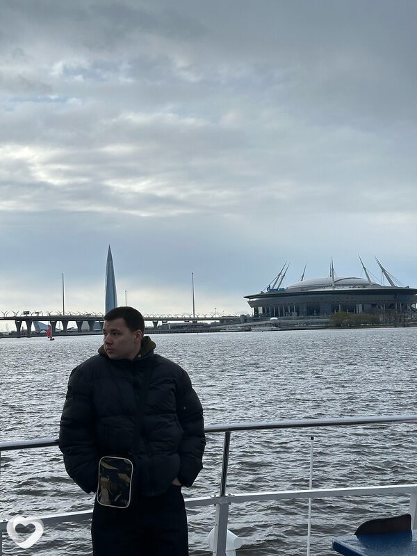 Александр, 20, Москве — анкета №2350944