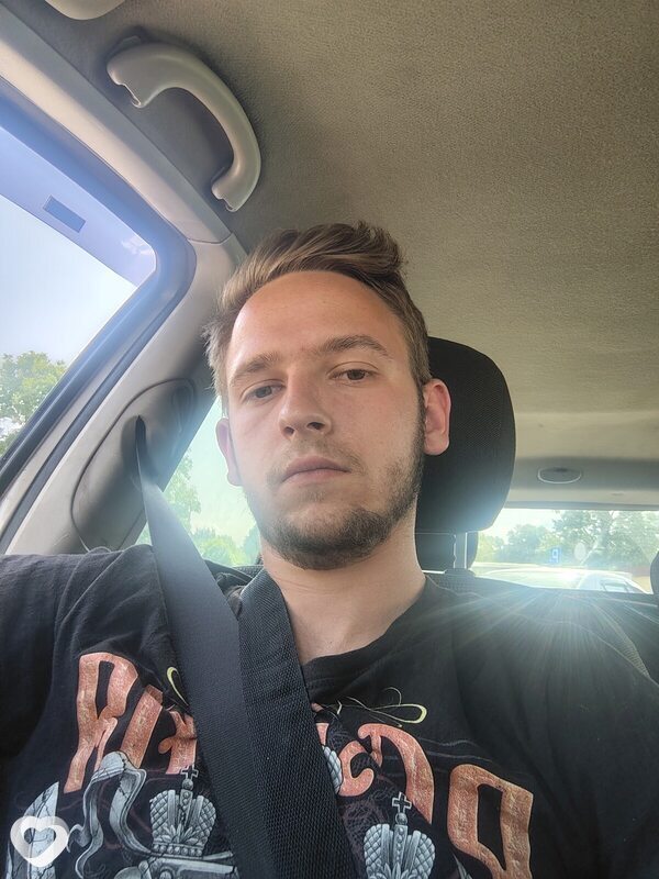 Максим, 22, Орше — анкета №2350958