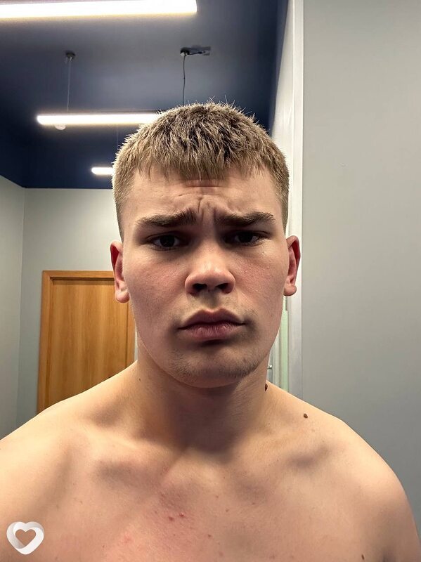 Матвей, 20, Перми — анкета №2350651