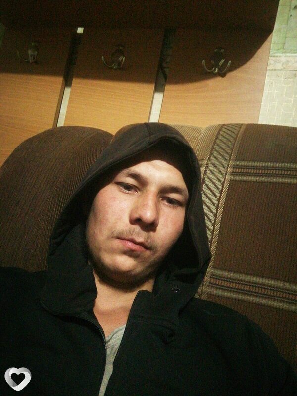 Александр, 21, Чите — анкета №2350407