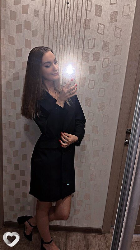 Настя, 22, Братске — анкета №2350551