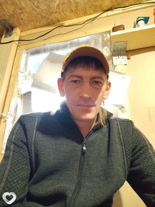 Александр, 39, Старице — анкета №2350859