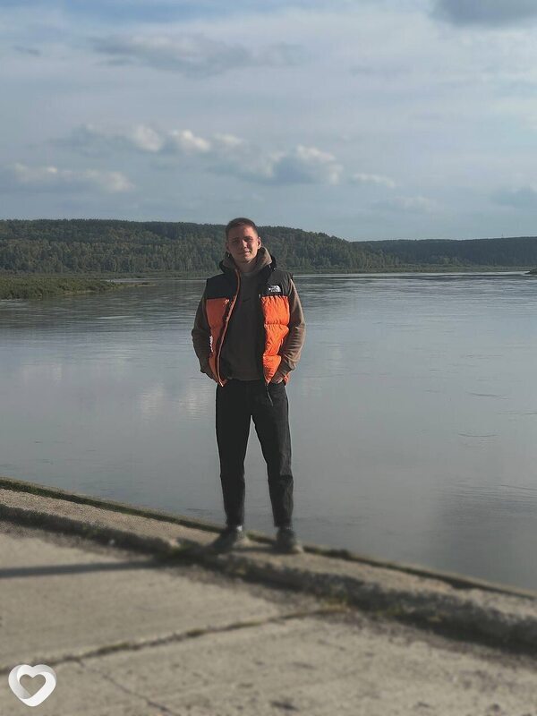 Николай, 22, Томске — анкета №2350815