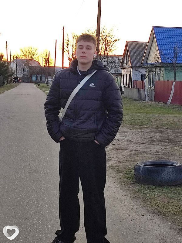 Даниил, 19, Гомеле — анкета №2351159