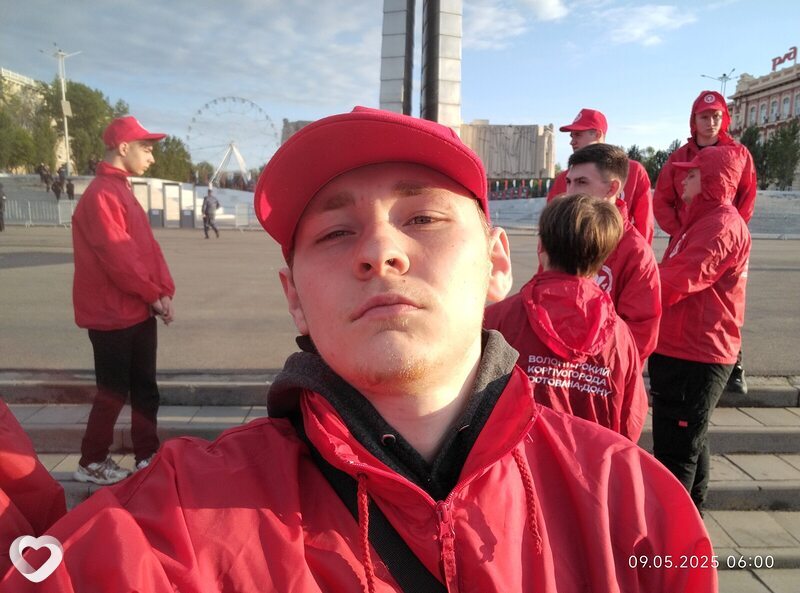 Арсений, 21, Ростове-на-Дону — анкета №2351014