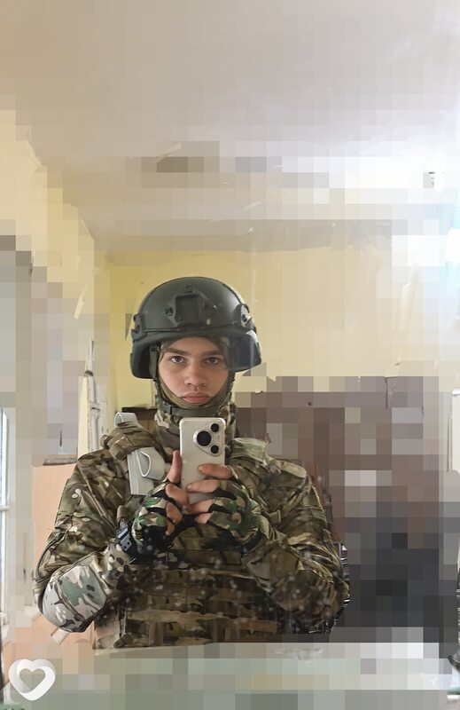 Тимур, 21, Горловке — анкета №2351177