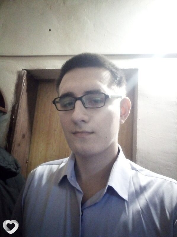 Александр, 23, Москве — анкета №2351289