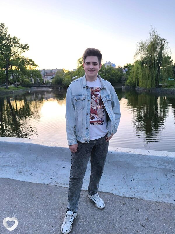 Данила, 21, Саратове — анкета №2351648
