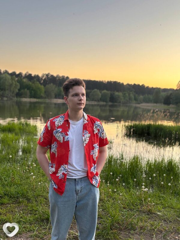 Булат, 21, Новосибирске — анкета №2351659