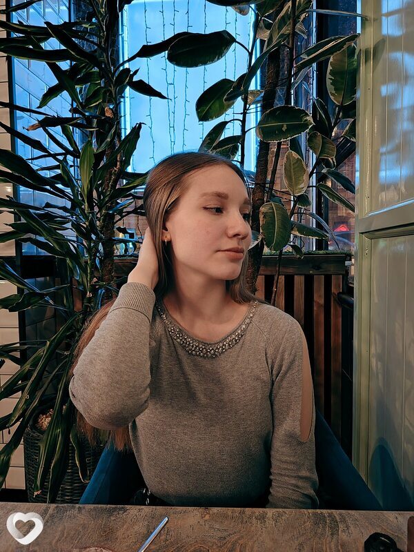 Вера, 22, Екатеринбурге — анкета №2352050