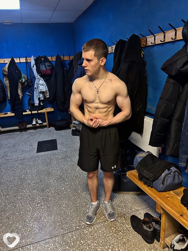 Александр, 22, Старом Осколе — анкета №2352457