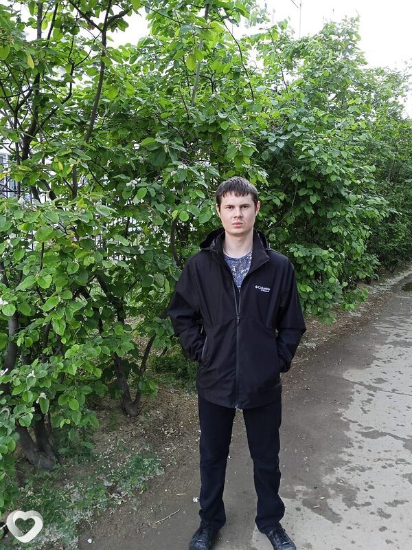 Иван, 23, Волжском — анкета №2352983