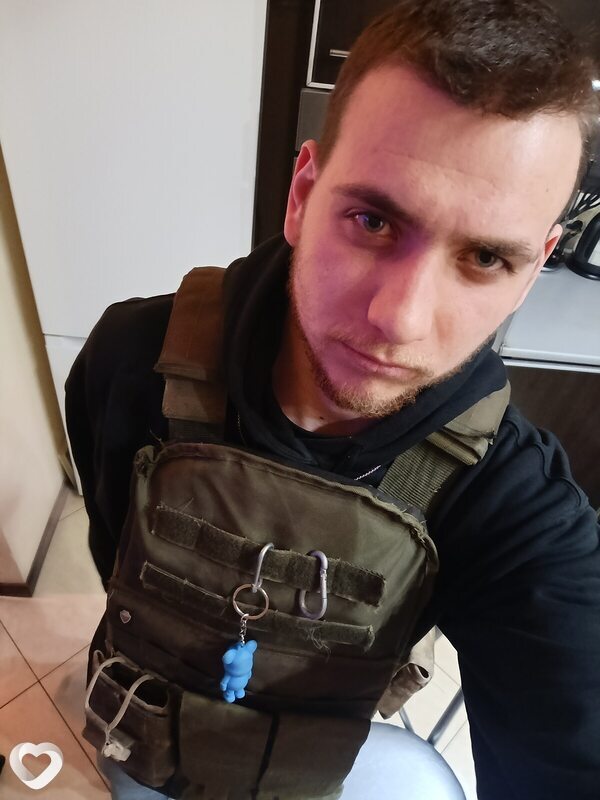 Дмитрий, 30, Луганске — анкета №2352924