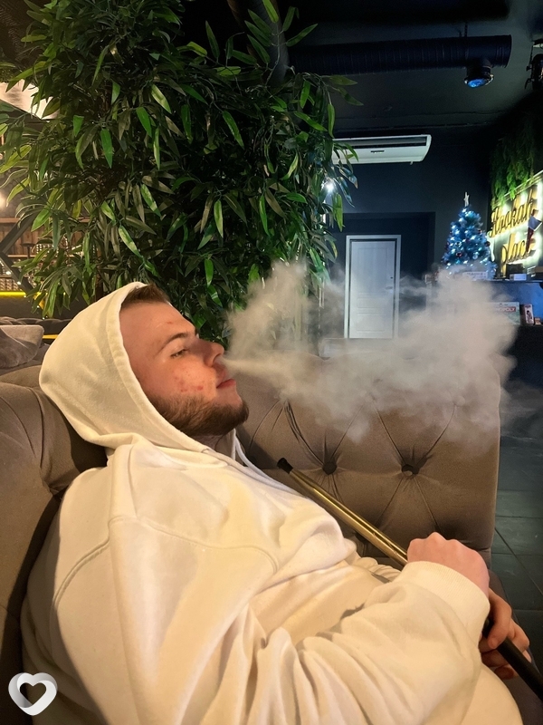 Евгений, 23, Саратове — анкета №2352911