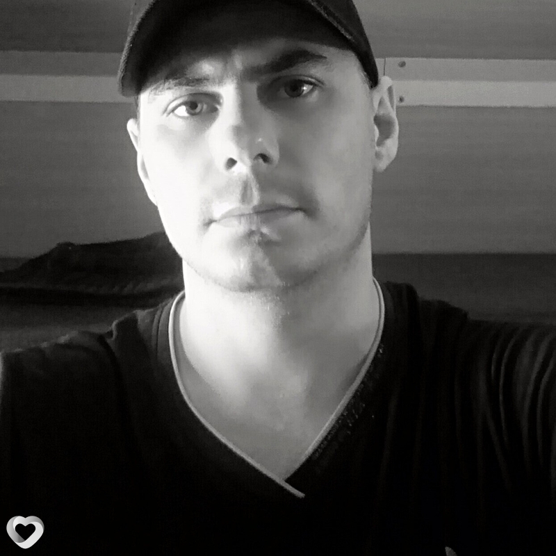 Artem, 31, Омске — анкета №2353266