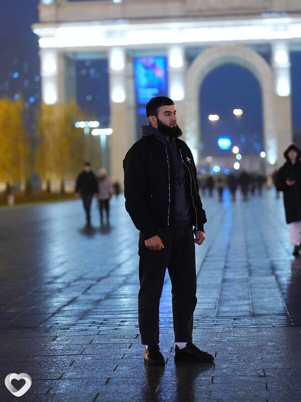 Абдулазиз, 27, Москве — анкета №2353783