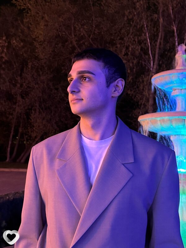 Михаил, 22, Москве — анкета №2353968
