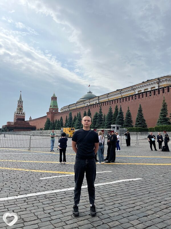 Дима, 20, Энгельсе — анкета №2354719