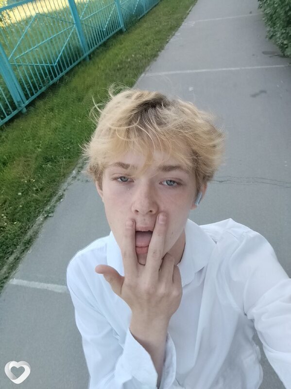 Андрей, 20, Новосибирске — анкета №2355349