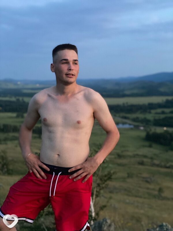 Кирилл, 24, Екатеринбурге — анкета №2356254