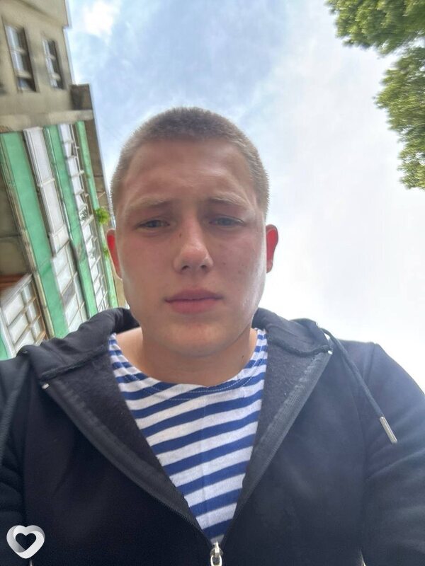 Даня, 21, Самаре — анкета №2356744