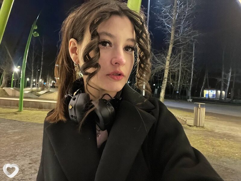 Стася, 20, Красноярске — анкета №2357153