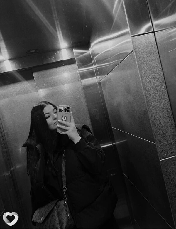 Лена, 27, Москве — анкета №2357218