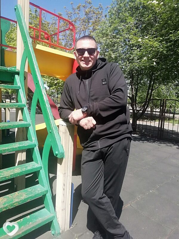 Артем, 40, Свердловске — анкета №2357227