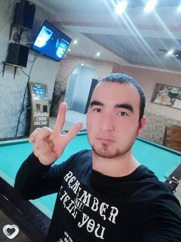 Эдик, 33, Ялте — анкета №2357326