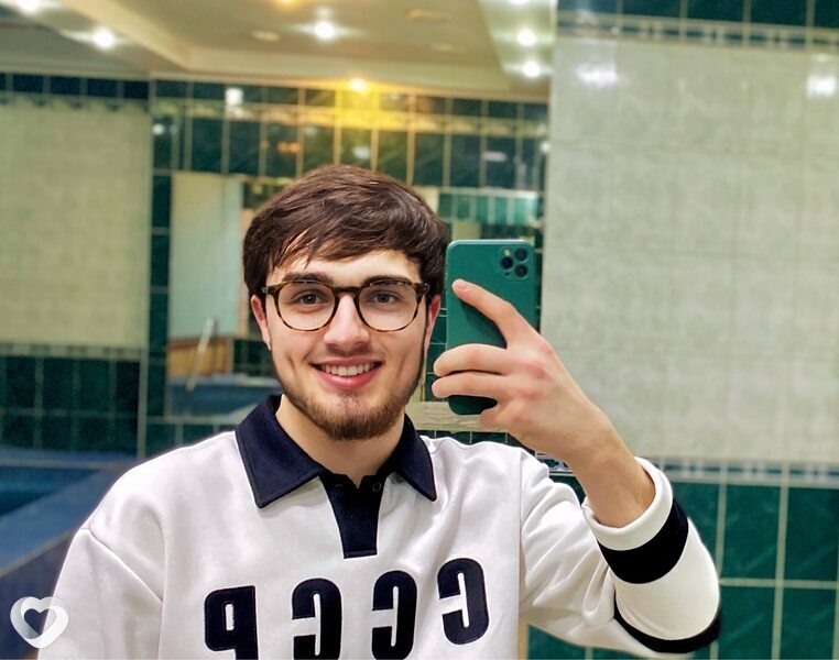 Миша, 25, Москве — анкета №2357392
