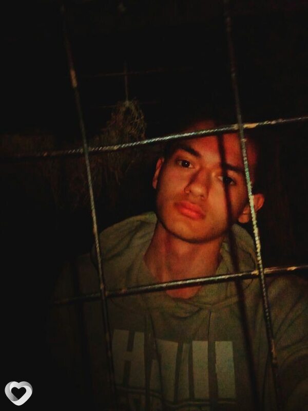 Асад, 21, Магнитогорске — анкета №2357507