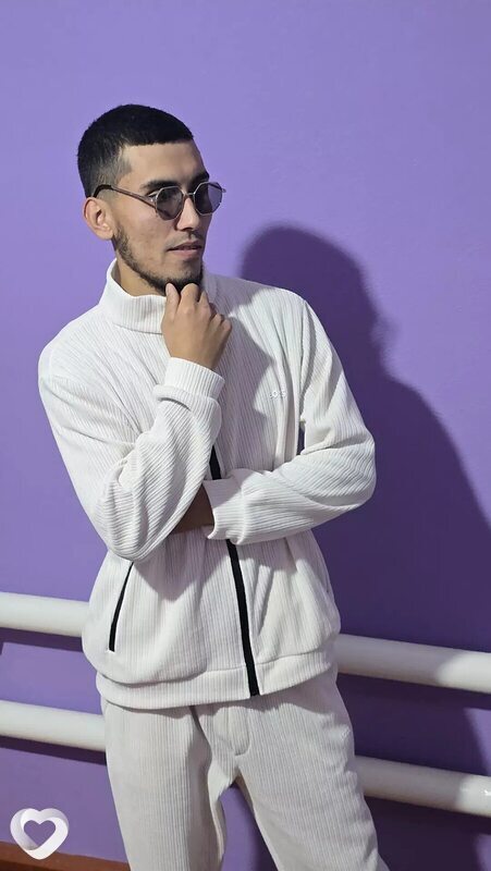 Алишер, 25, Москве — анкета №2357776